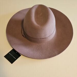 Saks Fifth Avenue Wide Brim Wool Fedora Mauve Pink NWT
